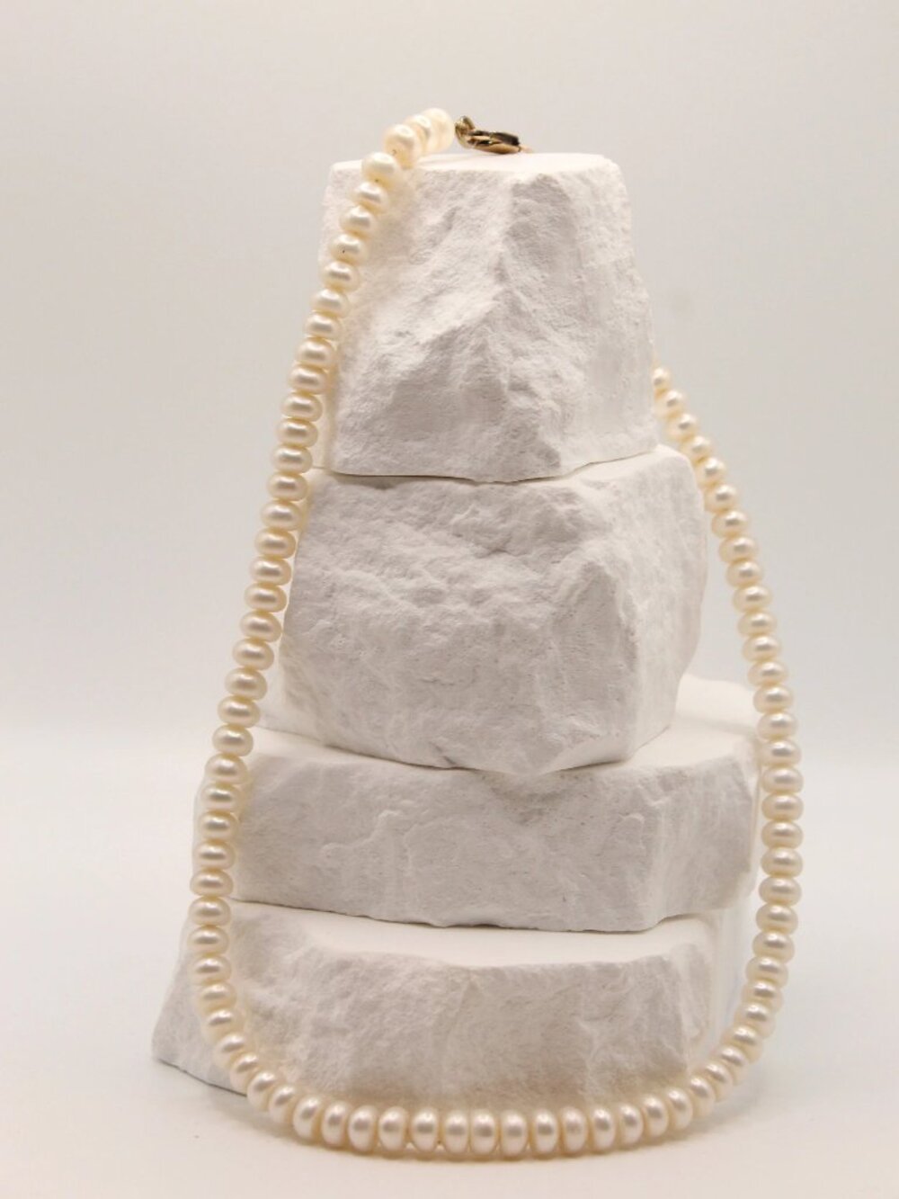 Lumière Pearl Necklace